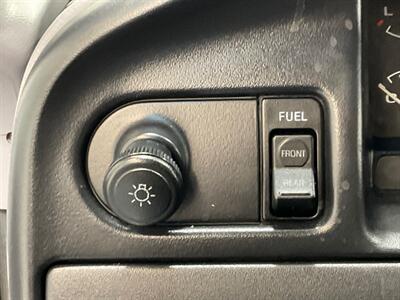 1996 Ford F-250 XLT 4X4 7.3L DIESEL / NEW TIRES / ZERO RUST  / LONG BED / Towing Pkg / Spray in bed liner - Photo 39 - Gladstone, OR 97027