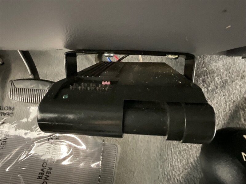 1996 Ford F-250 XLT 4X4 7.3L DIESEL / NEW TIRES / ZERO RUST  / LONG BED / Towing Pkg / Spray in bed liner - Photo 42 - Gladstone, OR 97027