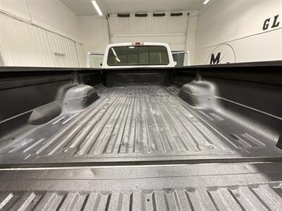 1996 Ford F-250 XLT 4X4 7.3L DIESEL / NEW TIRES / ZERO RUST  / LONG BED / Towing Pkg / Spray in bed liner - Photo 11 - Gladstone, OR 97027