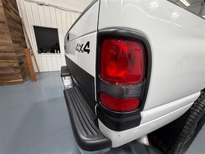 1999 Dodge Ram 2500 Laramie SLT 4X4 5-SPEED MANUAL 5.9L CUMMINS DIESEL /1-OWNER LOCAL w. ZERO RUST - Photo 28 - Gladstone, OR 97027
