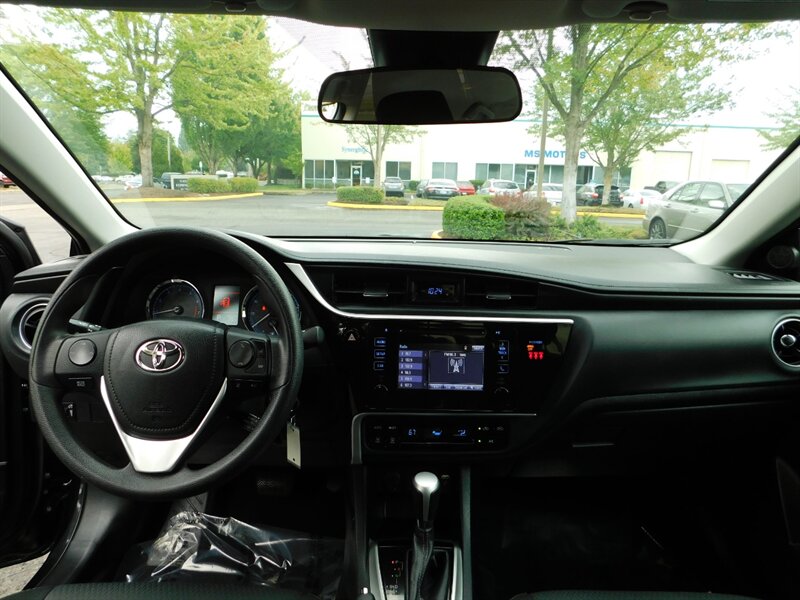 2018 Toyota Corolla LE Sedan / Backup Camera / 1-Owner / Excel Cond   - Photo 34 - Portland, OR 97217