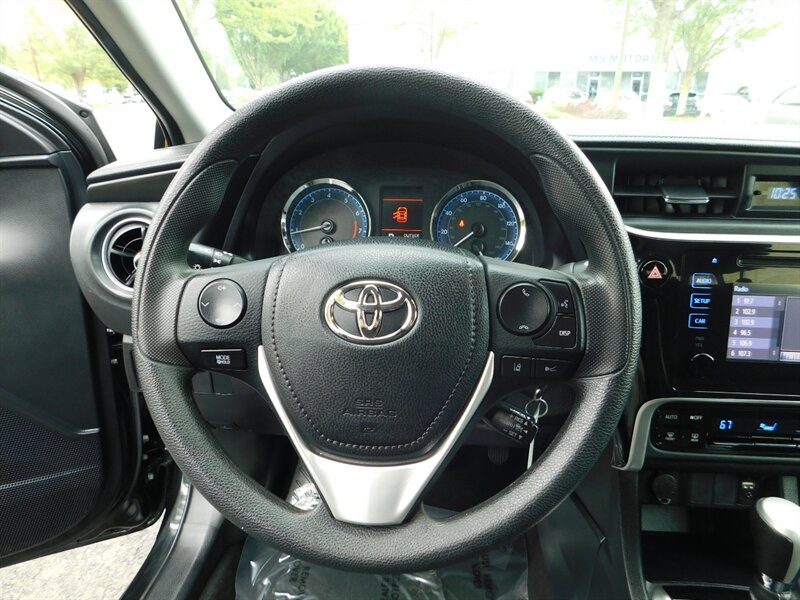 2018 Toyota Corolla LE Sedan / Backup Camera / 1-Owner / Excel Cond   - Photo 21 - Portland, OR 97217