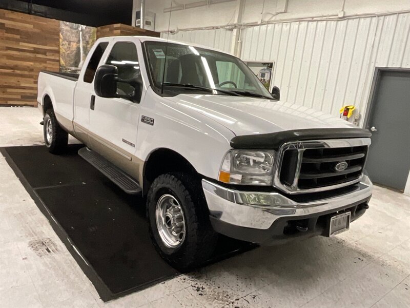 2000 Ford F-250 Lariat 4X4 / 7.3L DIESEL / 6-SPEED / 1-OWNER  / Leather / LONG BED / RUST FREE / ONLY 121,000 MILES - Photo 2 - Gladstone, OR 97027