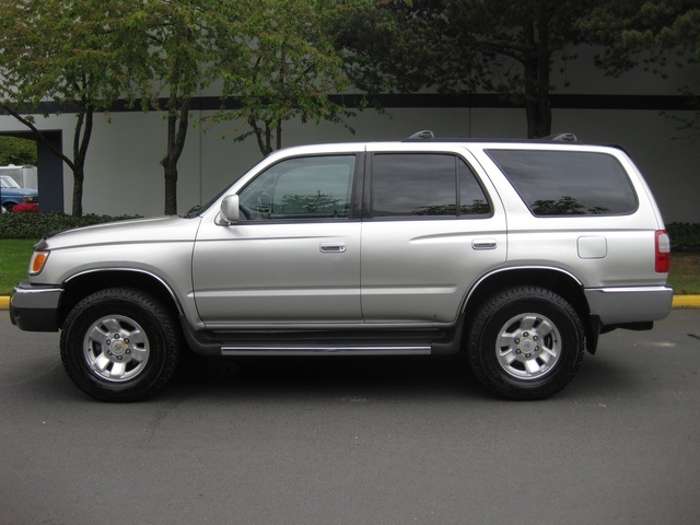 2000 Toyota 4Runner SR5/ 4WD/ Timing Belt Done   - Photo 2 - Portland, OR 97217