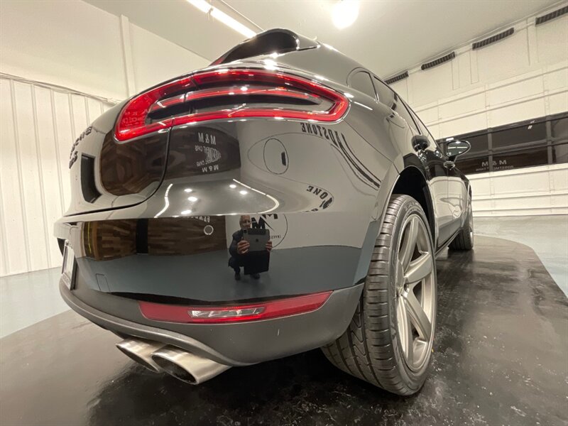 2016 Porsche Macan S Sport Utility AWD / TWIN TURBO / NEW TIRES  / Sport Chrono Package - Photo 34 - Gladstone, OR 97027