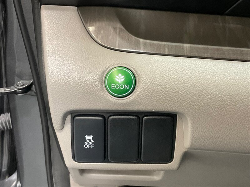 2012 Honda CR-V EX-L AWD / 21,000 MILES / Leather Sunroof Camera / LOCAL SUV w. ZERO RUST / LIKE NEW CONDITION - Photo 36 - Gladstone, OR 97027