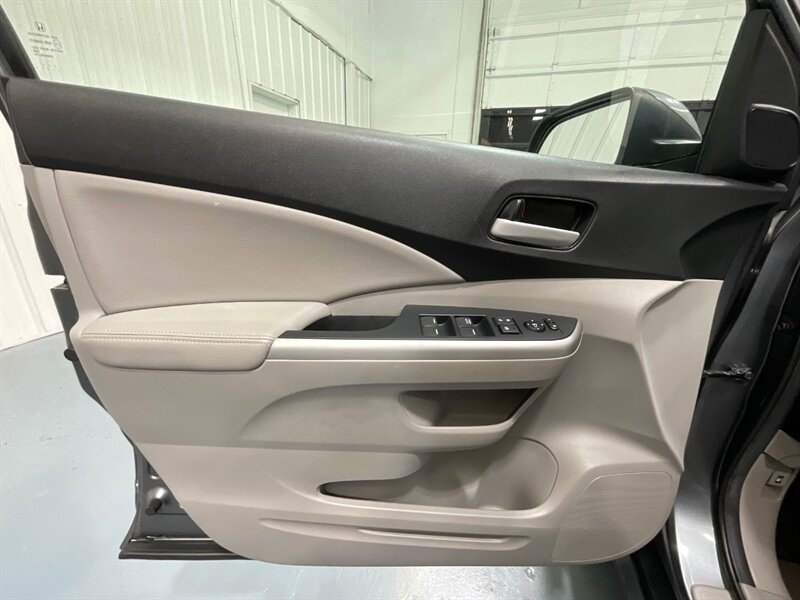 2012 Honda CR-V EX-L AWD / 21,000 MILES / Leather Sunroof Camera / LOCAL SUV w. ZERO RUST / LIKE NEW CONDITION - Photo 32 - Gladstone, OR 97027