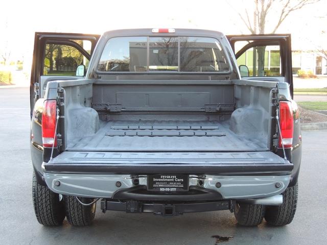 2005 Ford F-350 Super Duty Lariat / 4X4 / DIESEL / DUALLY   - Photo 21 - Portland, OR 97217