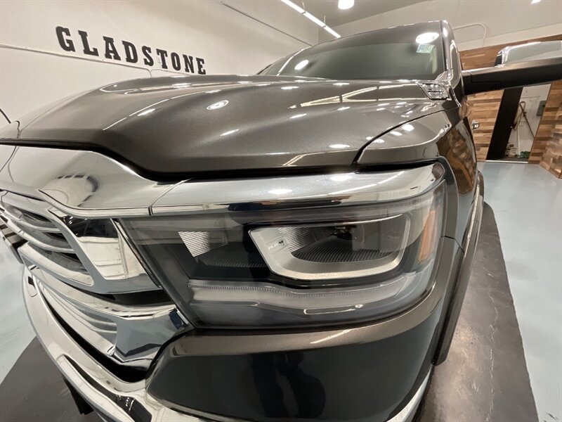 2019 RAM 1500 1500 Laramie 4x4 / 5.7L V8 HEMI /ONLY 10,000 MILE  / 1-OWNER LOCAL - Photo 26 - Gladstone, OR 97027