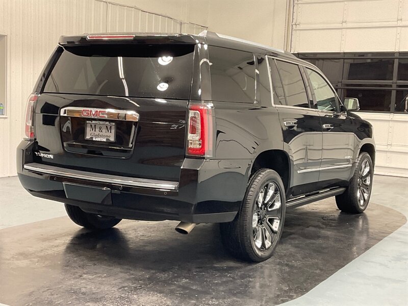 2019 GMC Yukon Denali Sport Utility 4X4 / 6.2L V8 /1-OWNER  LOCAL  / FULLY LOADED - Photo 8 - Gladstone, OR 97027