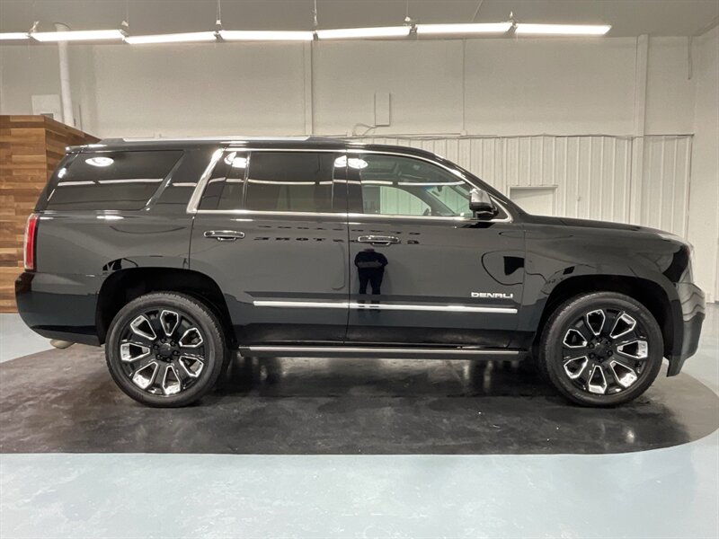 2019 GMC Yukon Denali Sport Utility 4X4 / 6.2L V8 /1-OWNER  LOCAL  / FULLY LOADED - Photo 4 - Gladstone, OR 97027