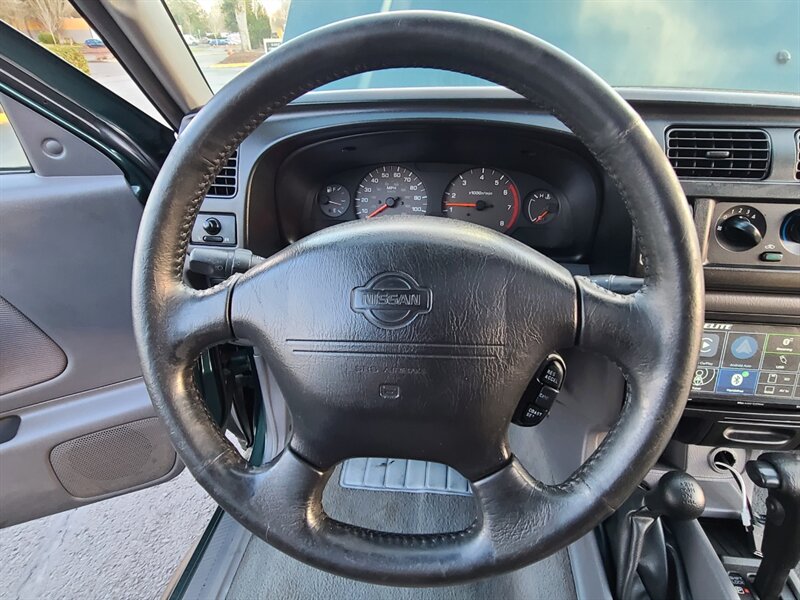 2000 Nissan Xterra SE  / LED Bar / Cooper Tires / Local Trade - Photo 30 - Portland, OR 97217