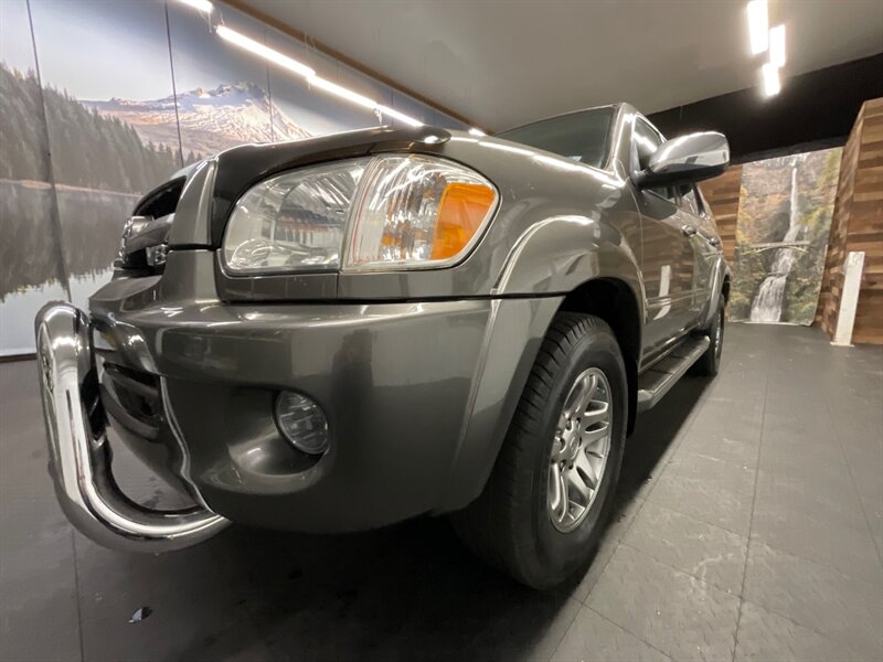 2007 Toyota Sequoia Limited 4X4 / 3RD SEAT / Leather / DVD / Navi  Backup Camera / DVD Player/ Navigation / ONLY 125,000 MILES - Photo 9 - Gladstone, OR 97027