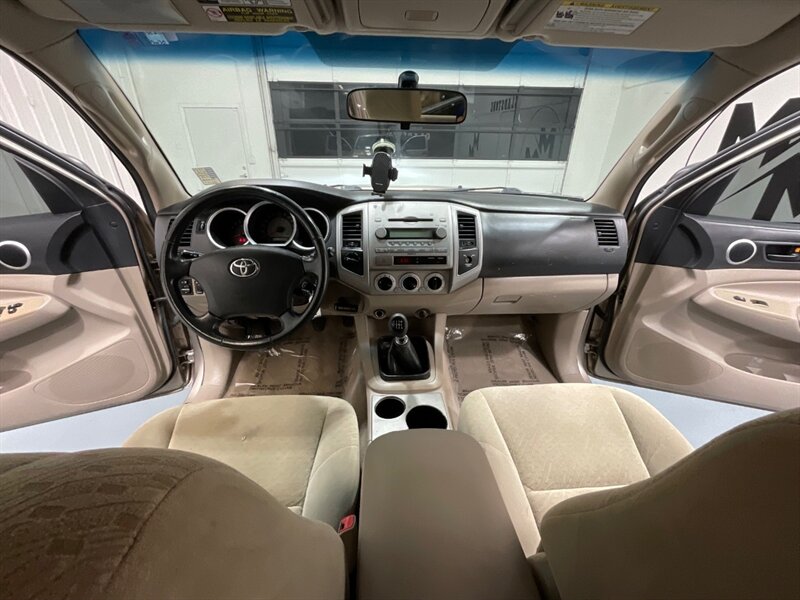 2007 Toyota Tacoma V6 SR5 Access Cab 4X4 / 6-SPEED MANUAL / 6-Ft Bed / LOCAL TRUCK w. ZERO RUST - Photo 36 - Gladstone, OR 97027