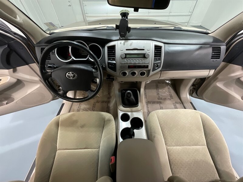 2007 Toyota Tacoma V6 SR5 Access Cab 4X4 / 6-SPEED MANUAL / 6-Ft Bed / LOCAL TRUCK w. ZERO RUST - Photo 37 - Gladstone, OR 97027