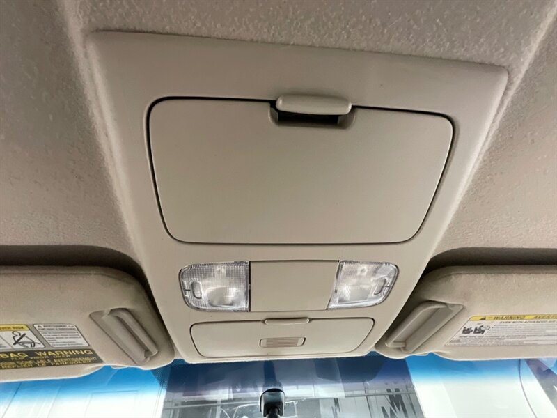 2007 Toyota Tacoma V6 SR5 Access Cab 4X4 / 6-SPEED MANUAL / 6-Ft Bed / LOCAL TRUCK w. ZERO RUST - Photo 39 - Gladstone, OR 97027