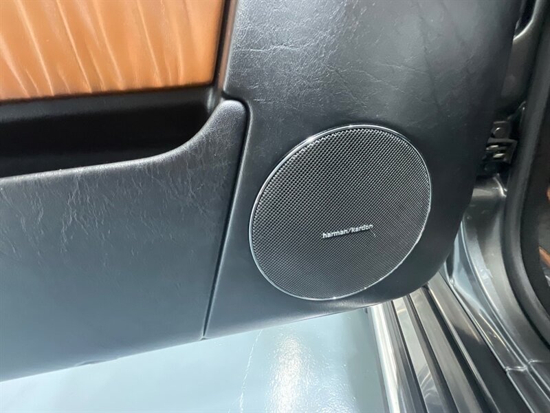 2013 Mercedes-Benz G 550 AWD / 5.5L V8 / Leather Heated Sunroof   - Photo 43 - Gladstone, OR 97027