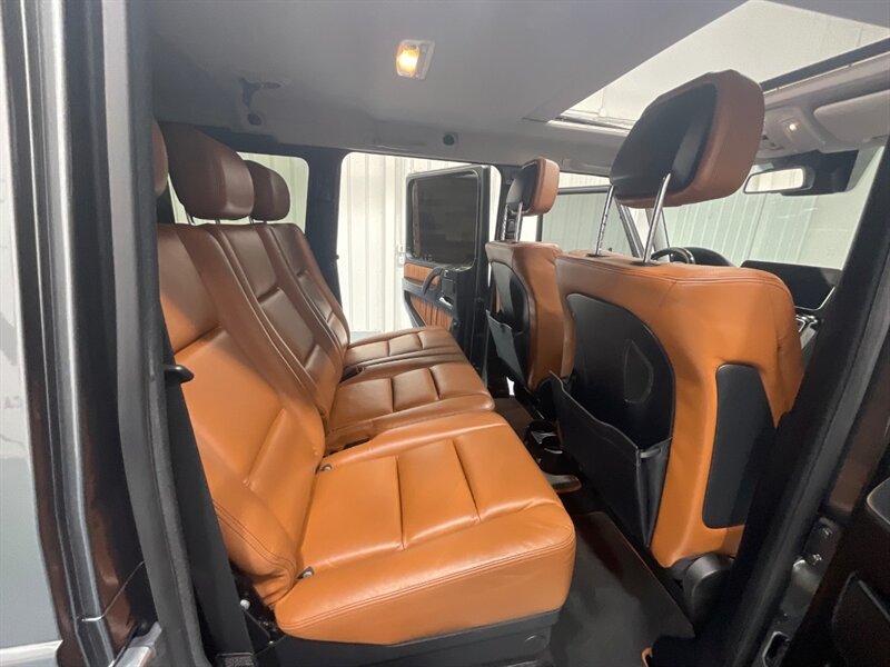 2013 Mercedes-Benz G 550 AWD / 5.5L V8 / Leather Heated Sunroof   - Photo 11 - Gladstone, OR 97027