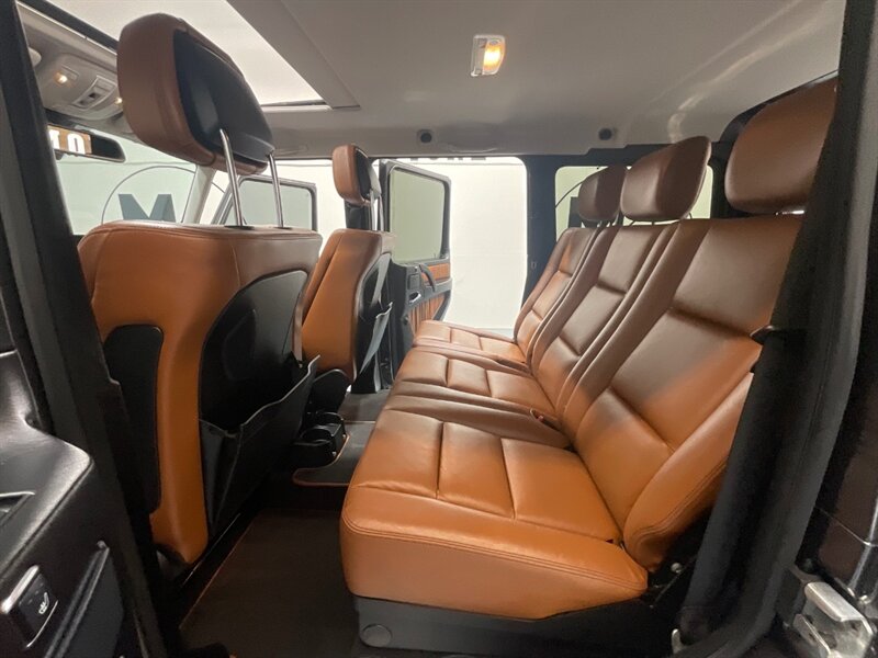 2013 Mercedes-Benz G 550 AWD / 5.5L V8 / Leather Heated Sunroof   - Photo 10 - Gladstone, OR 97027