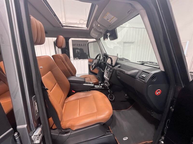 2013 Mercedes-Benz G 550 AWD / 5.5L V8 / Leather Heated Sunroof   - Photo 12 - Gladstone, OR 97027
