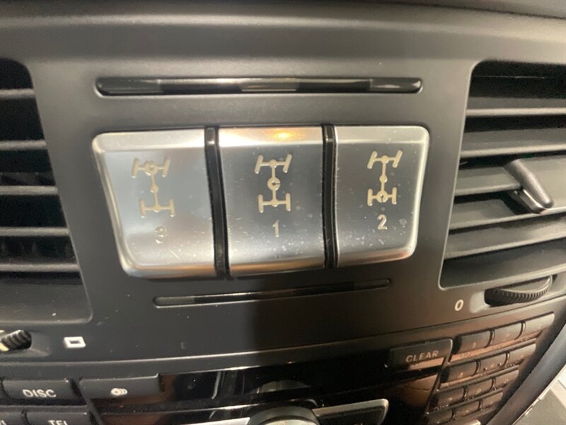 2013 Mercedes-Benz G 550 AWD / 5.5L V8 / Leather Heated Sunroof   - Photo 21 - Gladstone, OR 97027