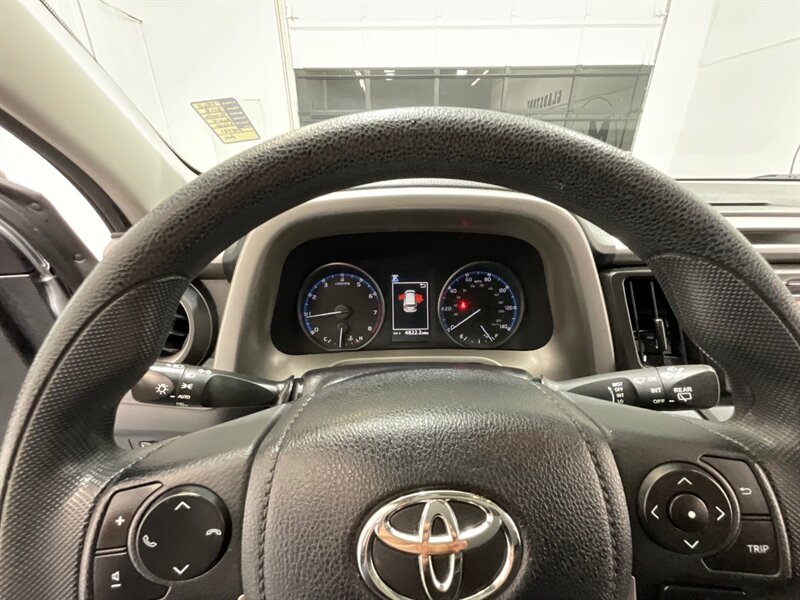 2018 Toyota RAV4 LE Sport Utility AWD / Backup Camera / 60,000 MILE  / LOCAL ZERO RUST - Photo 47 - Gladstone, OR 97027