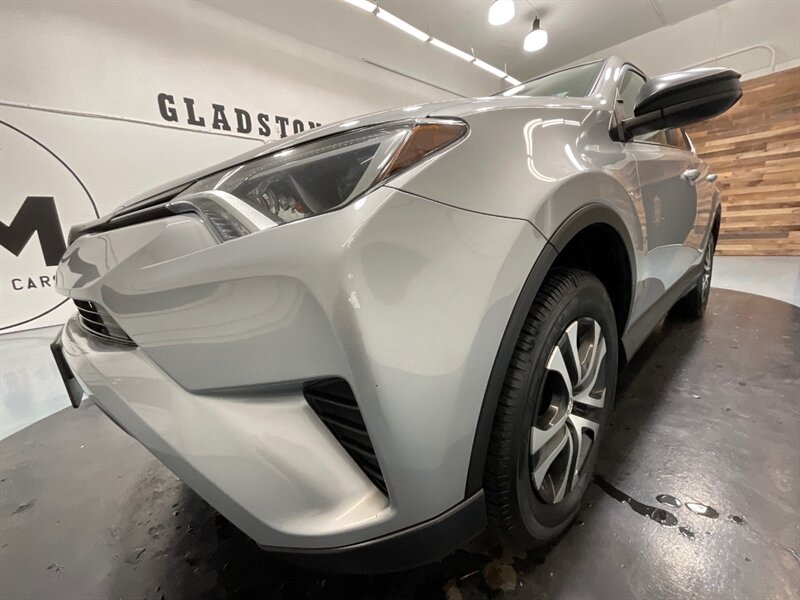 2018 Toyota RAV4 LE Sport Utility AWD / Backup Camera / 60,000 MILE  / LOCAL ZERO RUST - Photo 49 - Gladstone, OR 97027