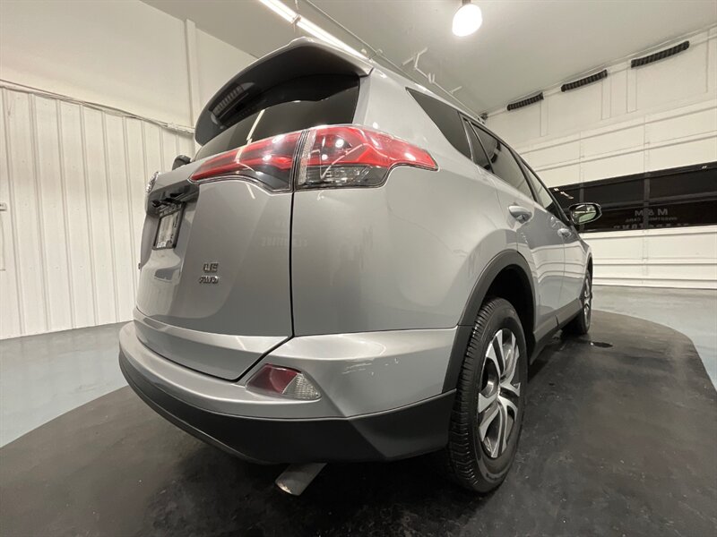 2018 Toyota RAV4 LE Sport Utility AWD / Backup Camera / 60,000 MILE  / LOCAL ZERO RUST - Photo 52 - Gladstone, OR 97027