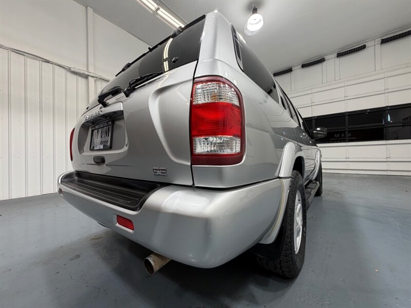 2002 Nissan Pathfinder SE Sport Utility 4X4 / 1-OWNER LOCAL / LOW MILES / Sunroof / ZERO RUST - Photo 49 - Gladstone, OR 97027