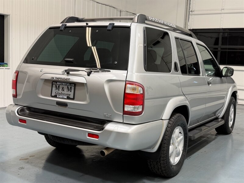 2002 Nissan Pathfinder SE Sport Utility 4X4 / 1-OWNER LOCAL / LOW MILES / Sunroof / ZERO RUST - Photo 8 - Gladstone, OR 97027