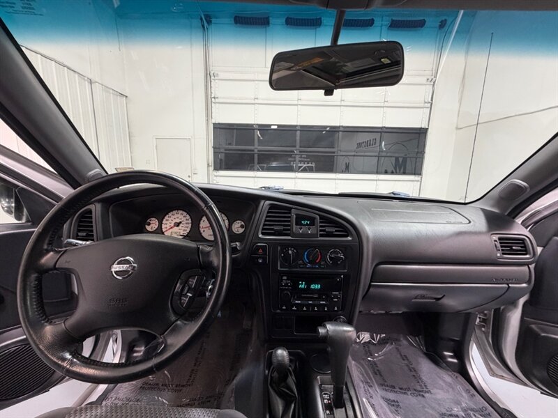 2002 Nissan Pathfinder SE Sport Utility 4X4 / 1-OWNER LOCAL / LOW MILES / Sunroof / ZERO RUST - Photo 37 - Gladstone, OR 97027