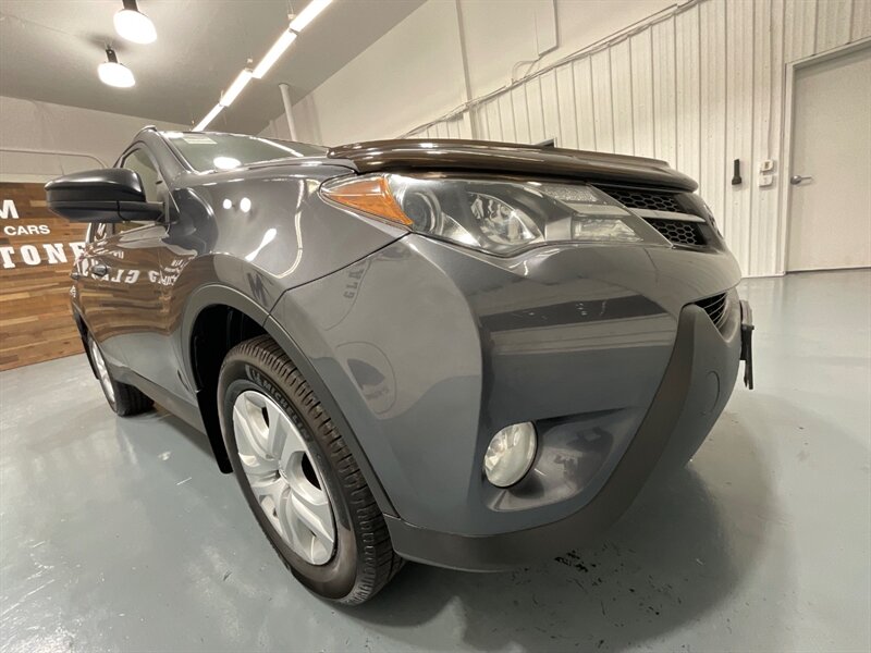 2014 Toyota RAV4 LE Sport Utility AWD / 2.5L 4Cyl / Backup Camera  / Local SUV w. ZERO RUST - Photo 56 - Gladstone, OR 97027