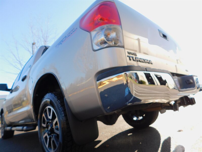 2008 Toyota Tundra CREW MAX 5.7L / 4X4 / TRD OFF ROAD / 114K MILES   - Photo 12 - Portland, OR 97217