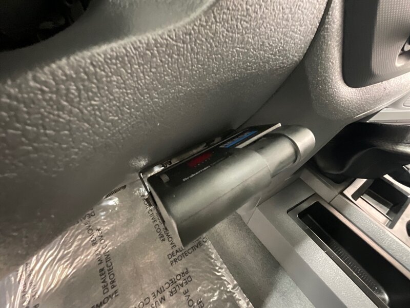 2008 Dodge Ram 3500 BIG HORN 4X4 6-SPEED MANUAL/6.7L CUMMINS DIESEL /1-OWNER LOCAL w. ZERO RUST / LONG BED - Photo 42 - Gladstone, OR 97027