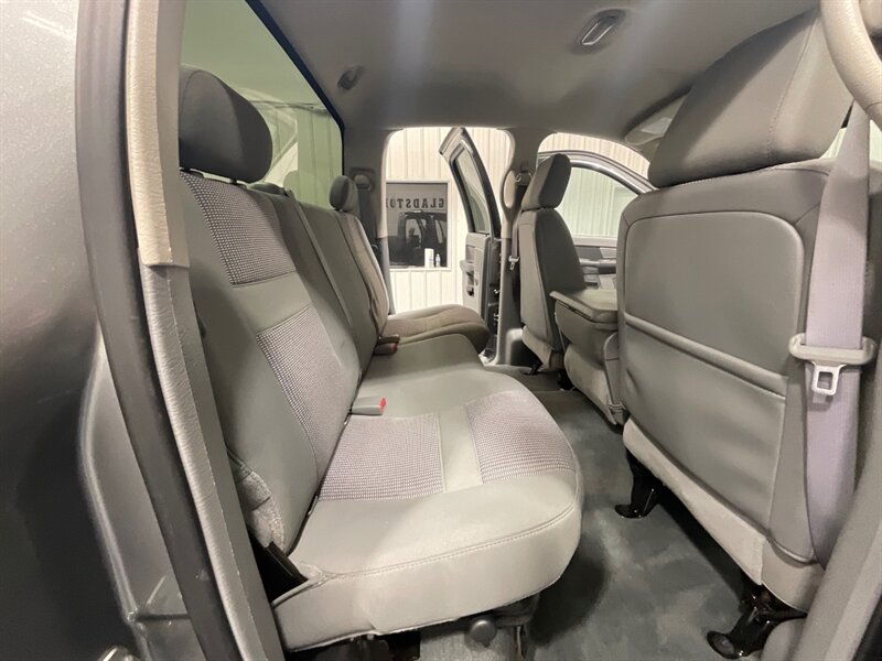 2008 Dodge Ram 3500 BIG HORN 4X4 6-SPEED MANUAL/6.7L CUMMINS DIESEL /1-OWNER LOCAL w. ZERO RUST / LONG BED - Photo 14 - Gladstone, OR 97027