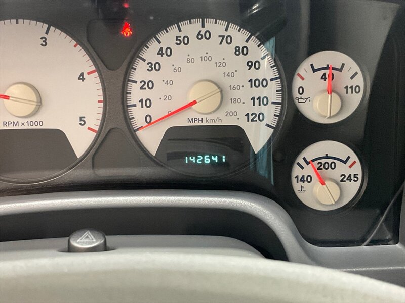 2008 Dodge Ram 3500 BIG HORN 4X4 6-SPEED MANUAL/6.7L CUMMINS DIESEL /1-OWNER LOCAL w. ZERO RUST / LONG BED - Photo 49 - Gladstone, OR 97027