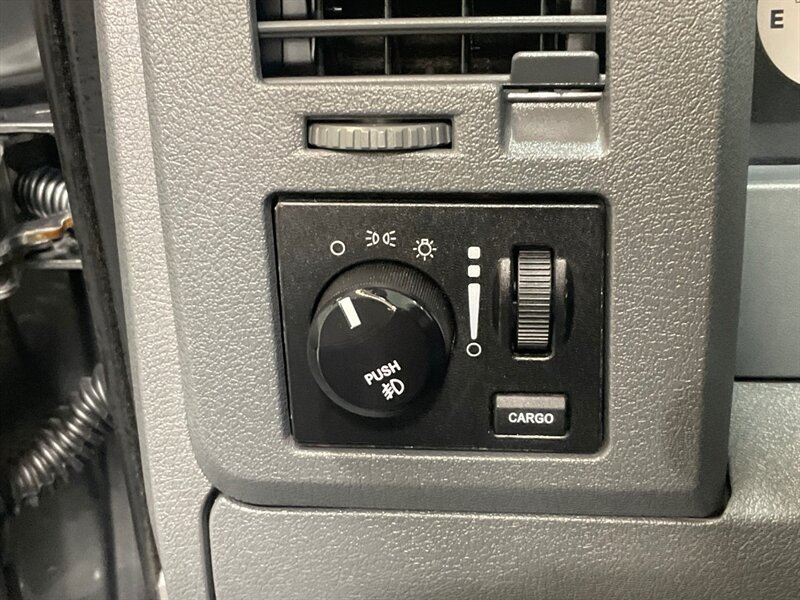 2008 Dodge Ram 3500 BIG HORN 4X4 6-SPEED MANUAL/6.7L CUMMINS DIESEL /1-OWNER LOCAL w. ZERO RUST / LONG BED - Photo 39 - Gladstone, OR 97027