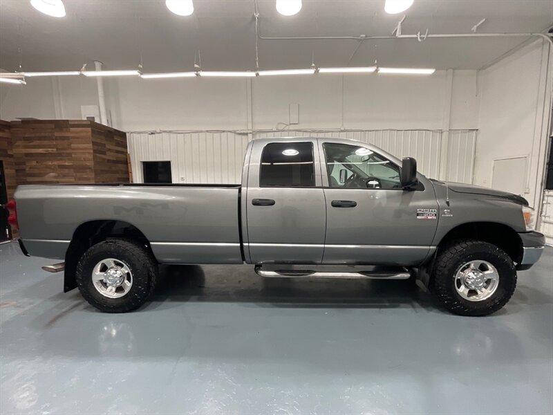 2008 Dodge Ram 3500 BIG HORN 4X4 6-SPEED MANUAL/6.7L CUMMINS DIESEL /1-OWNER LOCAL w. ZERO RUST / LONG BED - Photo 4 - Gladstone, OR 97027