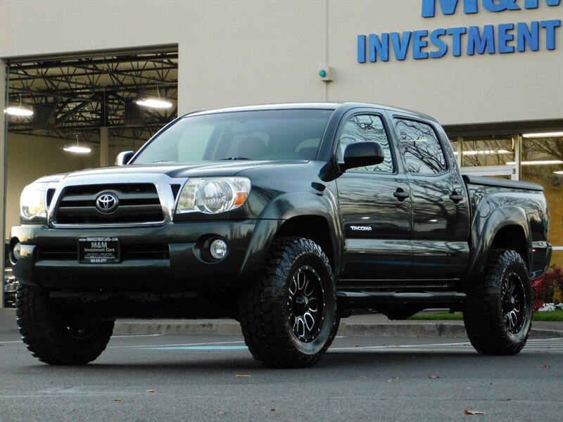 2009 Toyota Tacoma V6 SR5 Double Cab 4X4 / 6-SPEED / 1-OWNER / LIFTED