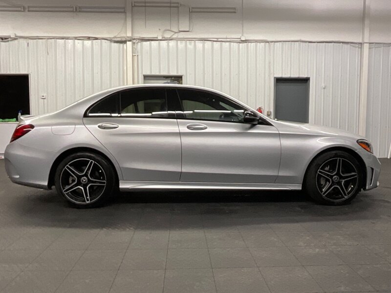 2020 Mercedes-Benz C 300 4MATIC AWD / AMG LINE / 1-OWNER/ 22,000 MILE  Leather & Heated Seats / Premium Pkg / AMG LINE / SPORT SUSPENSION / PANO SUNROOF / LOCAL & CLEAN !! - Photo 4 - Gladstone, OR 97027