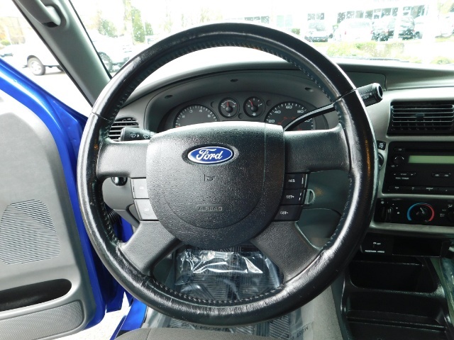 2004 Ford Ranger XLT FX4 Off-Road 4dr / 4X4 / LOW LOW MILES   - Photo 32 - Portland, OR 97217