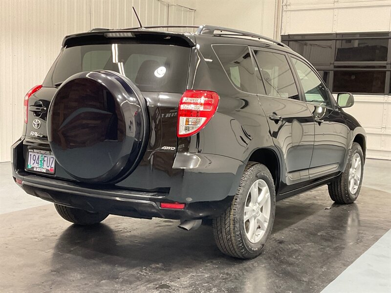 2012 Toyota RAV4 Sport Utility 4X4 / Sunroof / 1-OWNER / 84K MILES   - Photo 8 - Gladstone, OR 97027