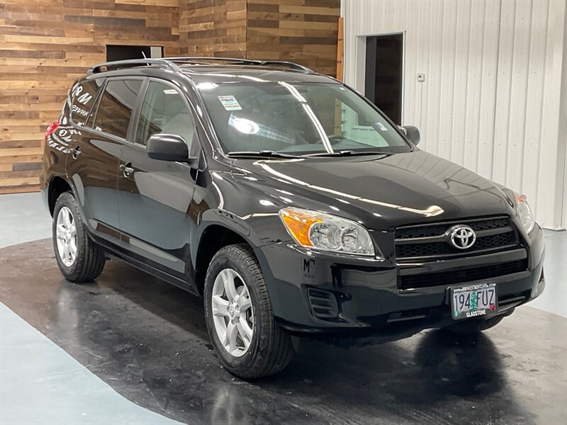 2012 Toyota RAV4 Sport Utility 4X4 / Sunroof / 1-OWNER / 84K MILES   - Photo 2 - Gladstone, OR 97027