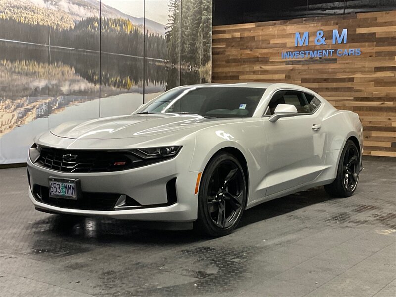 2019 Chevrolet Camaro LT Coupe / 3.6 V6 / RS PKG /  21,000 MILES  LOCAL CAR / Backup Camera / SHARP & CLEAN !! - Photo 1 - Gladstone, OR 97027