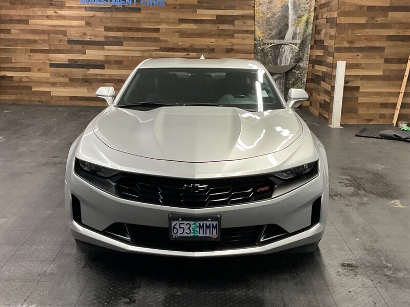 2019 Chevrolet Camaro LT Coupe / 3.6 V6 / RS PKG /  21,000 MILES  LOCAL CAR / Backup Camera / SHARP & CLEAN !! - Photo 5 - Gladstone, OR 97027