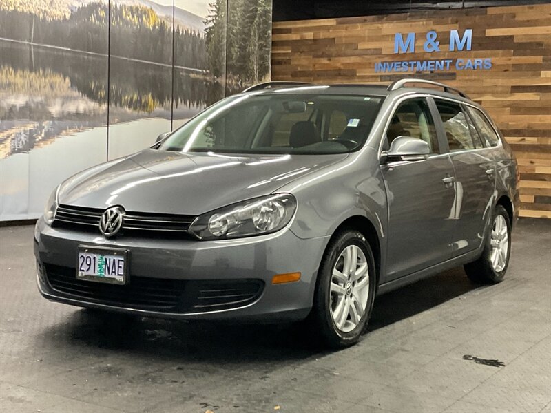 2013 Volkswagen Jetta SportWagen TDI / TURBO DIESEL / ONLY 35,000 MILES  Leather & Heated Seats / Excel Cond - Photo 1 - Gladstone, OR 97027