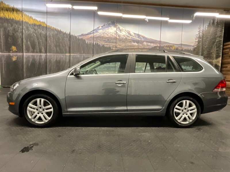 2013 Volkswagen Jetta SportWagen TDI / TURBO DIESEL / ONLY 35,000 MILES  Leather & Heated Seats / Excel Cond - Photo 3 - Gladstone, OR 97027