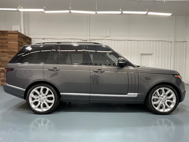 2016 Land Rover Range Rover HSE Sport Utility / V6 SUPERCHARGED / Pano Sunroof  / LOCAL SUV - Photo 3 - Gladstone, OR 97027