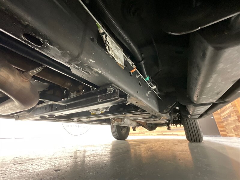 2007 GMC Yukon XL SLT 2500 4X4 / 6.0L V8 / 1-OWNER / FULLYLOADED / LOCAL OREGON SUV / ZERO RUST / Leather Heated Seats / DVD Player - Photo 48 - Gladstone, OR 97027