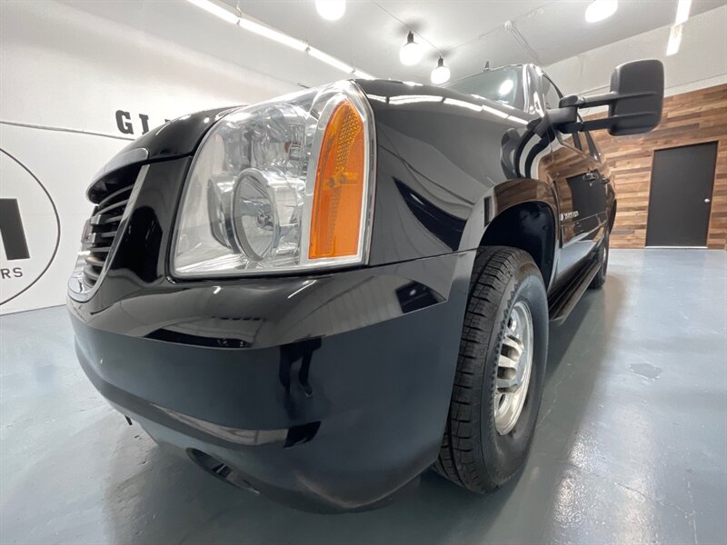 2007 GMC Yukon XL SLT 2500 4X4 / 6.0L V8 / 1-OWNER / FULLYLOADED / LOCAL OREGON SUV / ZERO RUST / Leather Heated Seats / DVD Player - Photo 52 - Gladstone, OR 97027
